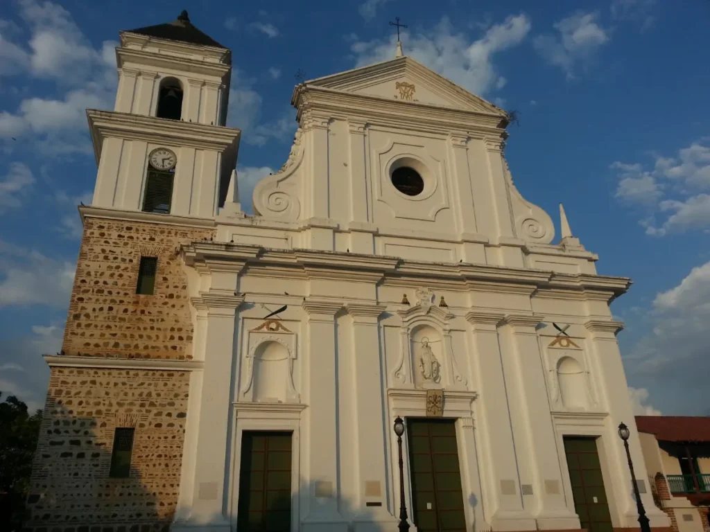 Catedral Basílica de Santa Fe de Antioquia